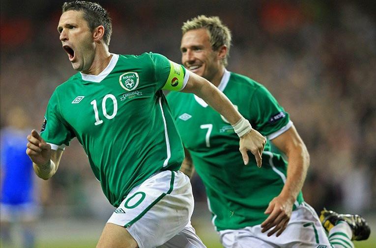 Robbie Keane clebrates Irish goal number 44 against Andorra
