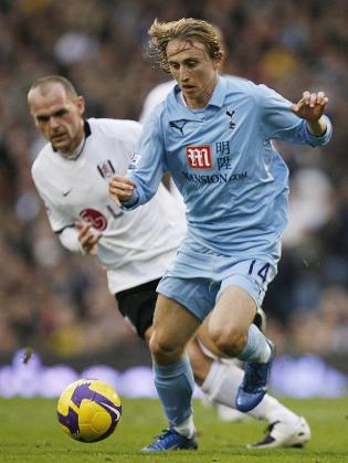 Fulham's Danny Murphy & Tottenham's Luka Modric