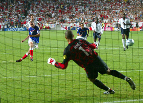 Zidane scores for France against England, Euro 2004 Championships in Portugal