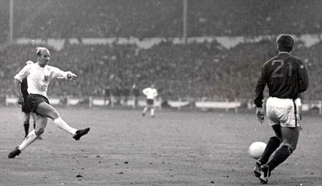 Bobby Charlton scores for England against Portugal, 1966 World Cup Semi-Final, Wembley Stadium