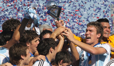 Argentina beat the Czech Republic 2-1 in the 2007 FIFA U-20 World Cup Final