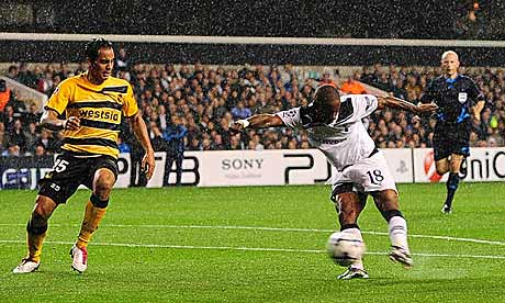 Jermain Defoe scores against BSC Young Boys in the Champions League