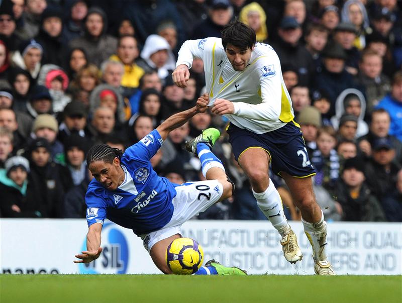 Vedran Corluka in action from Tottenham Hotspur 2-1 Everton, February 2010