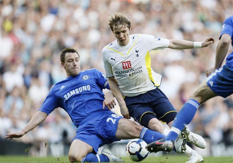 Tottenham Hotspur's Roman Pavlyuchenko and Chelsea's John Terry, April 2010