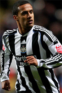 Wayne Routledge transferred from Newcastle United to Swansea City