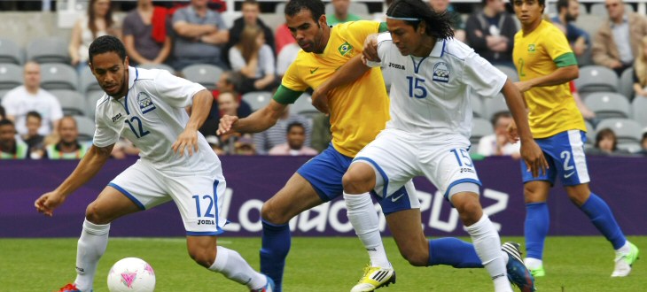 2012 Quarter Final action between Brazil & Honduras