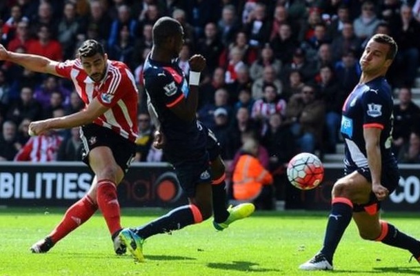 Action from Southampton 3-1 Newcastle United, April 2016