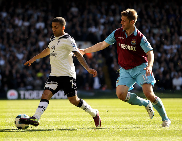 Aaron Lennon in action for Tottenham Hotspur against West Ham United
