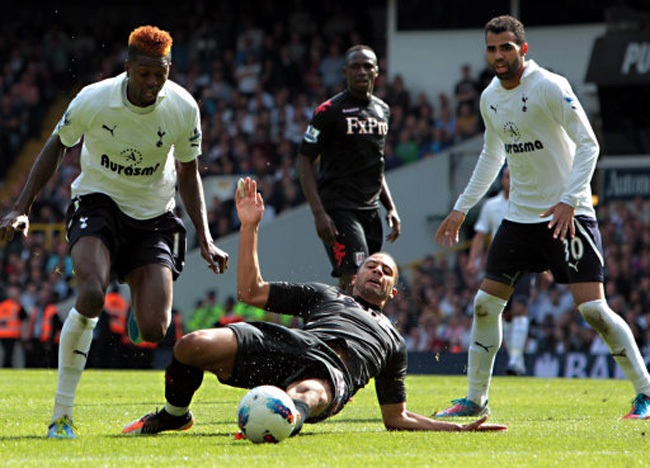 Action from Tottenham Hotspur 2-0 Fulham, May 2012