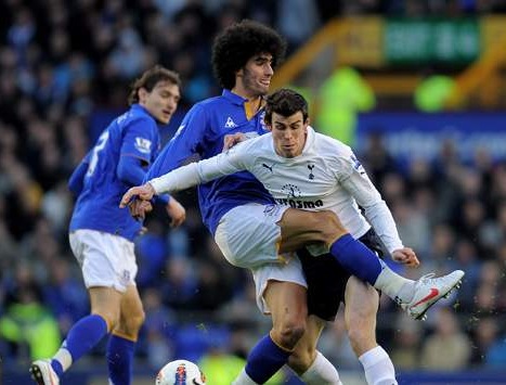Action from Everton 1-0 Tottenham Hotspur, March 2012