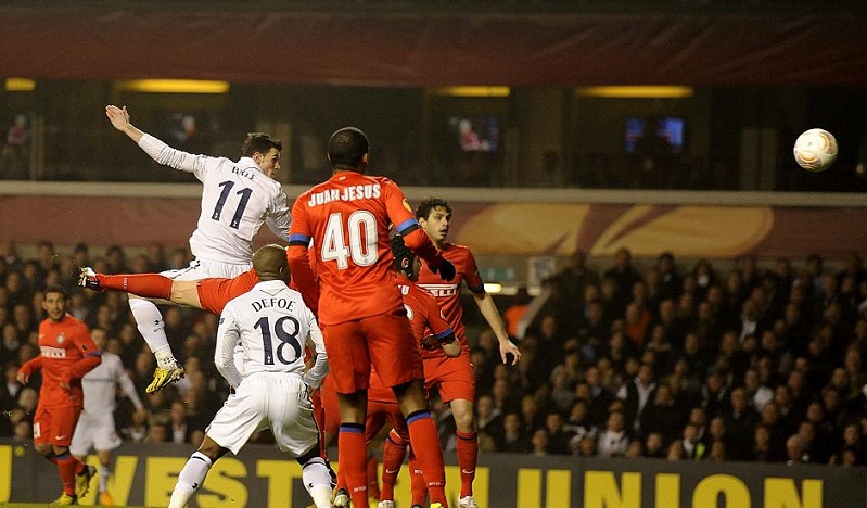 Gareth Bale scores for Spurs against Inter Milan, March 2013