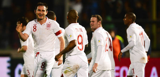Frank Lampard celebrates his goal in England✧s 8-0 win in San Marion, March 2013