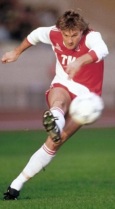Glenn Hoddle, AS Monaco