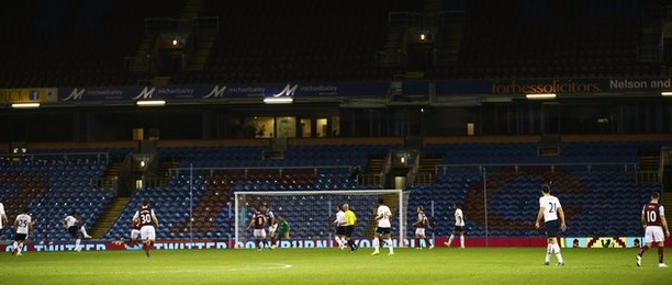 Action from Burnley 1-1 Tottenham Hotspur, January 2015