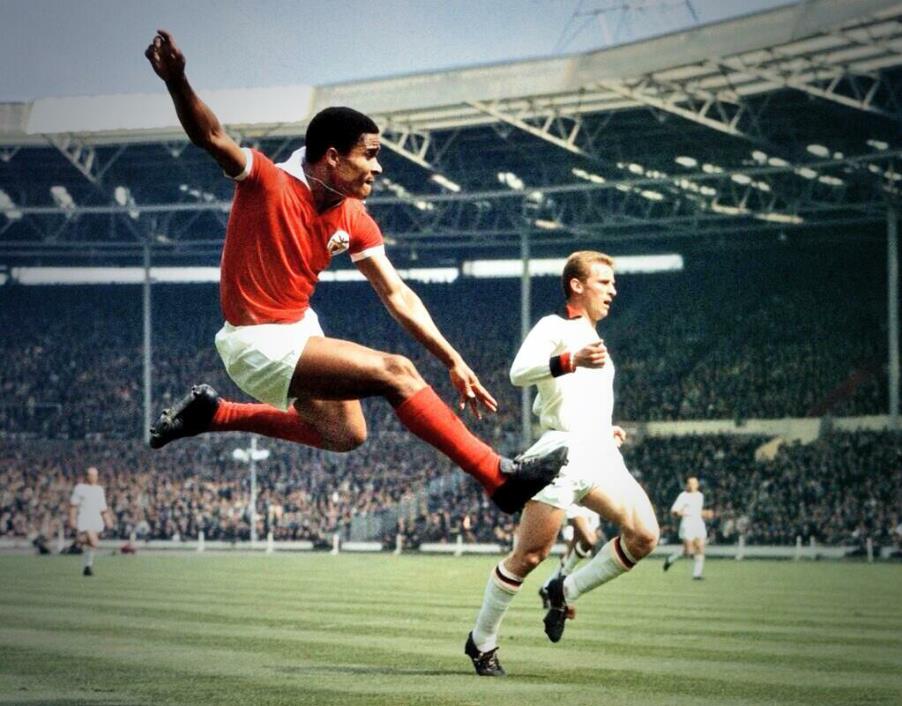 Eusébio in the 1966 World Cup 3rd Place Play-Off v USSR